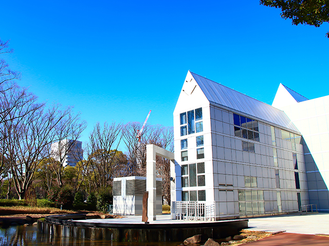 名古屋市美術館