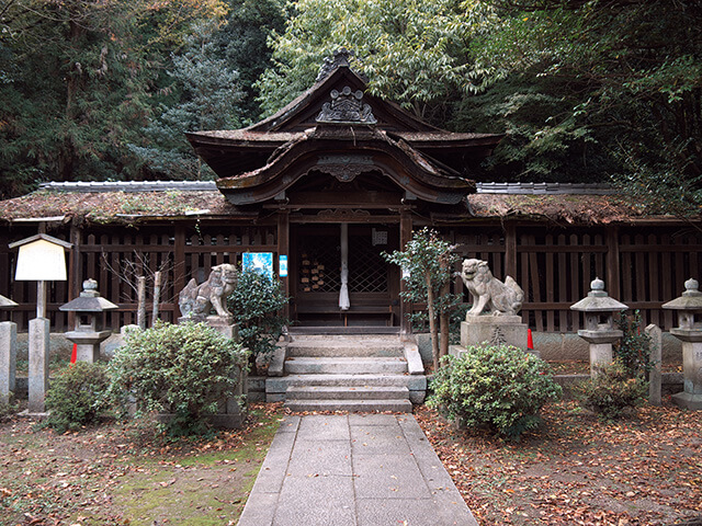 関蝉丸神社